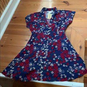 Floral dress with collar